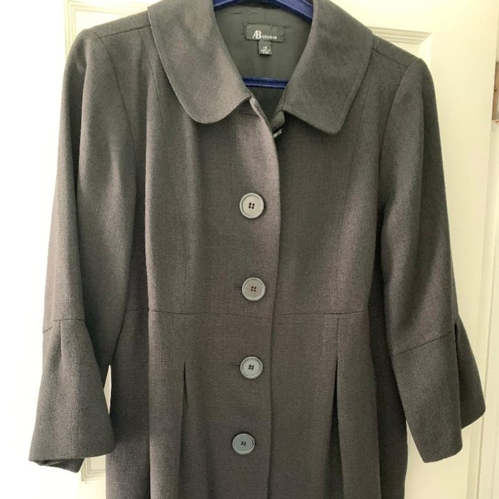 AB Studio Beautiful Pleated Jacket